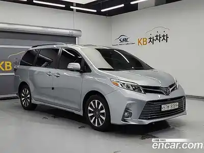 Toyota Sienna 2018 3.5 гидро в Москве № 199659, миниатюра 4