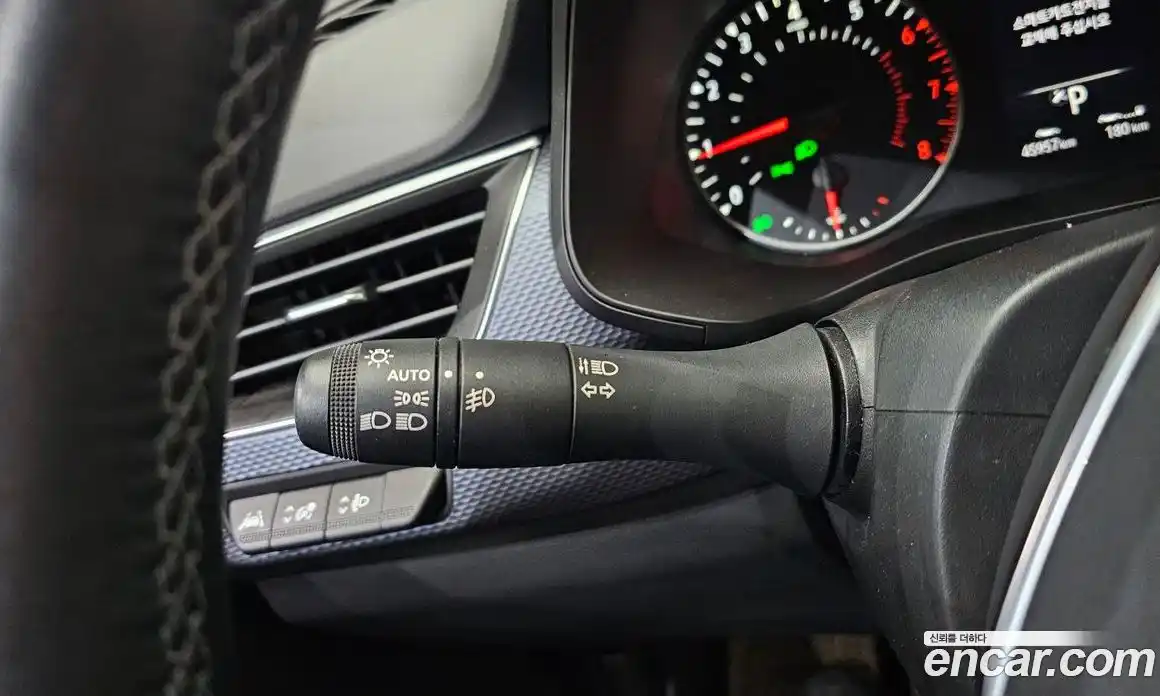 Renault XM3 2020 1.6 гидро в Москве № 206058, фото 17