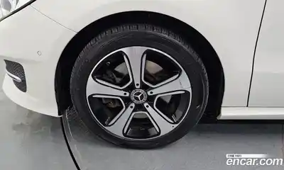 Mercedes-Benz B-Class 2018 2.0 гидро в Москве № 206748, миниатюра 5