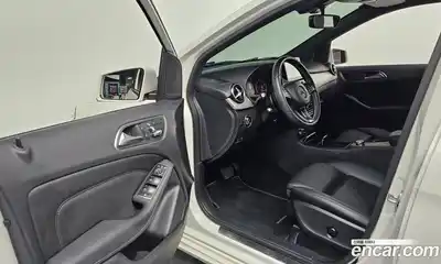 Mercedes-Benz B-Class 2018 2.0 гидро в Москве № 206748, миниатюра 10