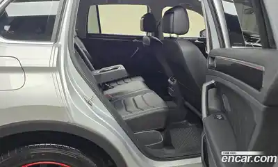 Volkswagen Tiguan 2021 2.0 гидро в Москве № 214883, миниатюра 12