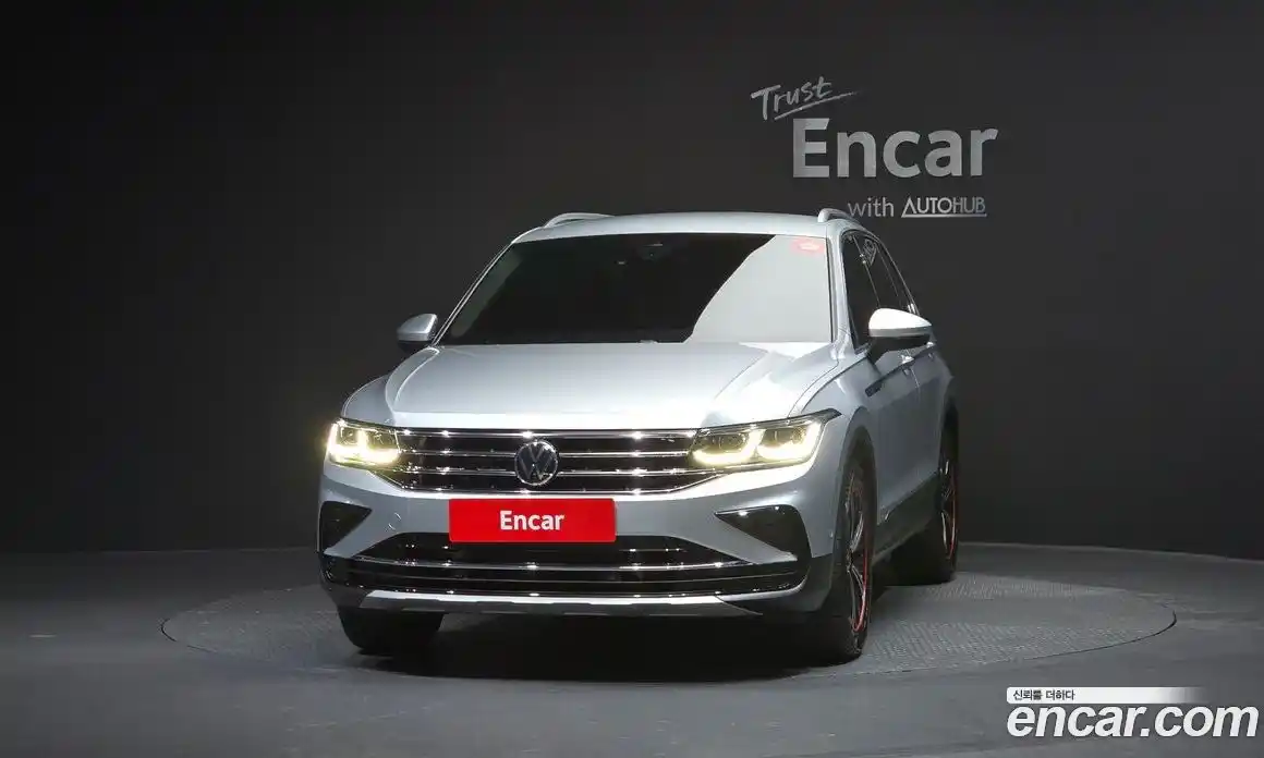 Volkswagen Tiguan 2021 2.0 гидро в Москве № 214883, фото 3
