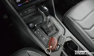 Volkswagen Tiguan 2021 2.0 гидро в Москве № 214883, миниатюра 9