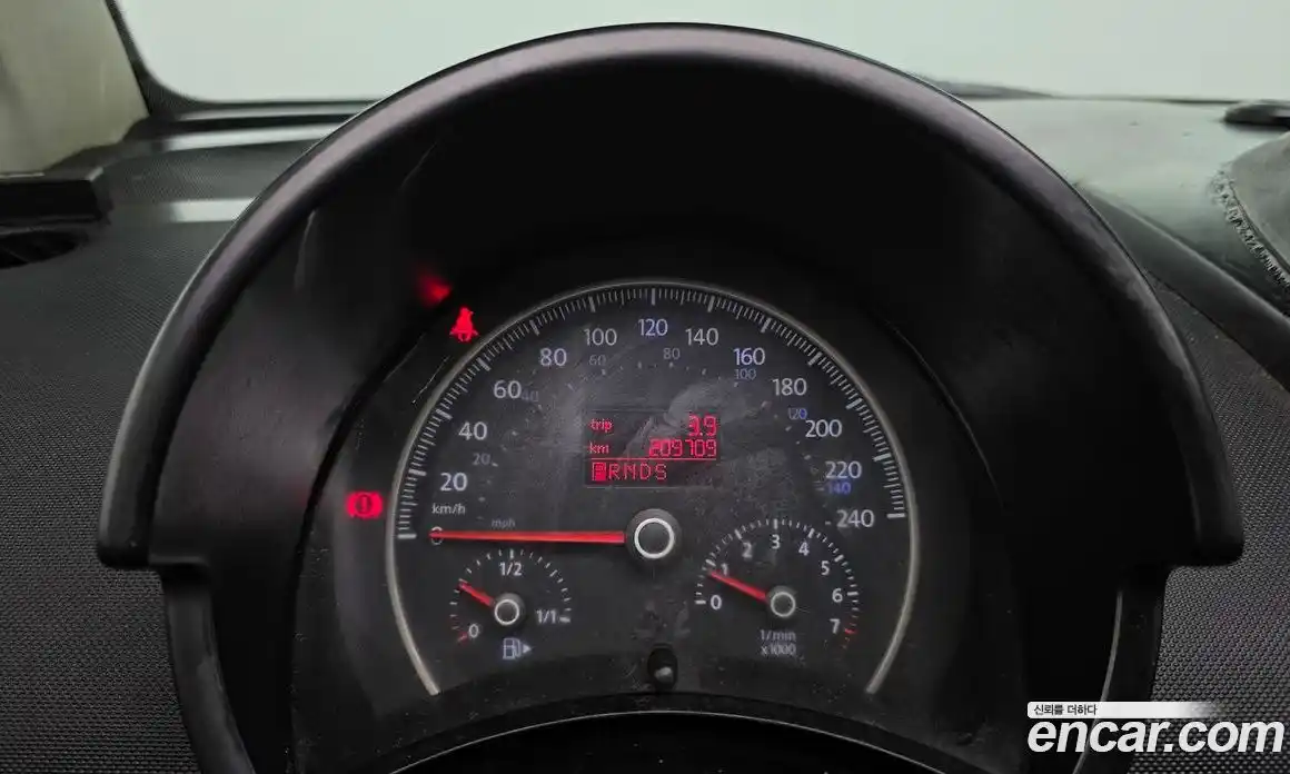 Volkswagen Beatle 2011 2.0 гидро в Москве № 215340, фото 8
