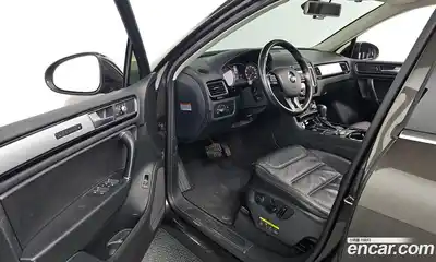 Volkswagen Touareg 2015 3.0 гидро в Москве № 215360, миниатюра 11