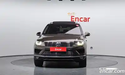 Volkswagen Touareg 2015 3.0 гидро в Москве № 215360, миниатюра 3