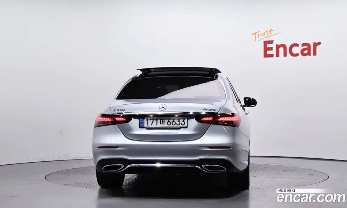 Mercedes-Benz E-Class 2022 2.0 гидро в Москве № 225211, фото 4