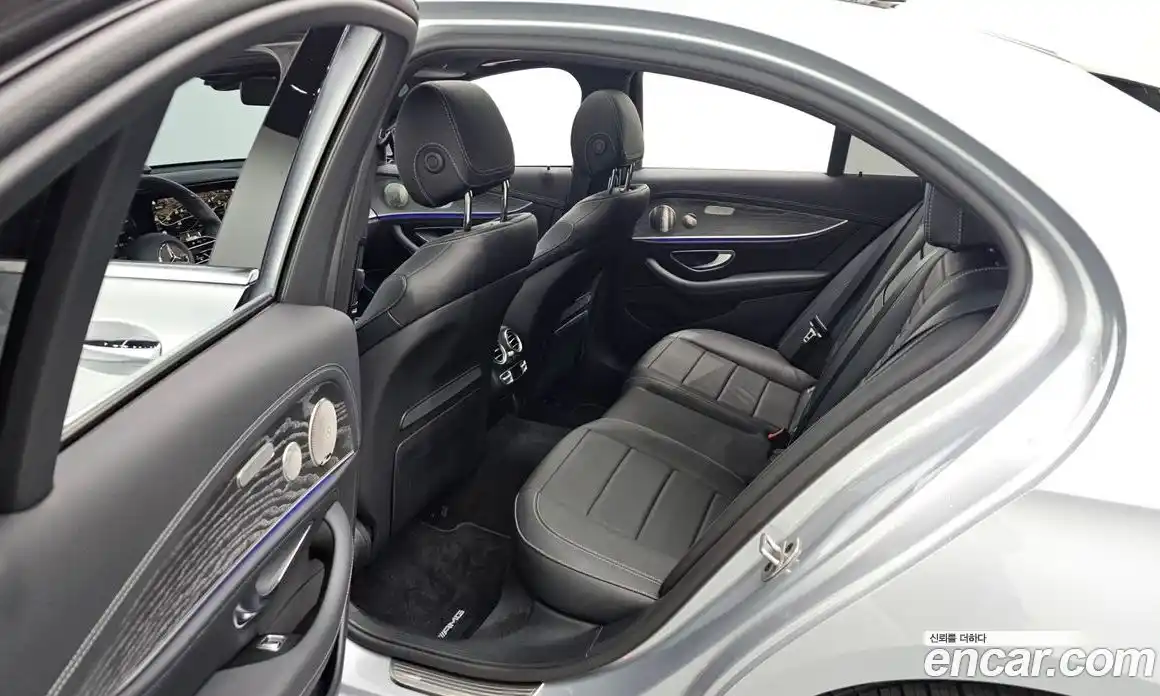 Mercedes-Benz E-Class 2022 2.0 гидро в Москве № 225211, фото 10