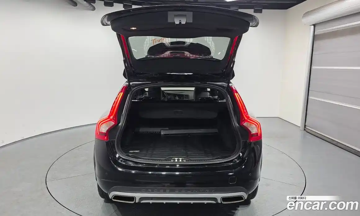 Volvo V60 2016 2.4 гидро в Москве № 228648, фото 20