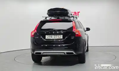 Volvo V60 2016 2.4 гидро в Москве № 228648, миниатюра 4