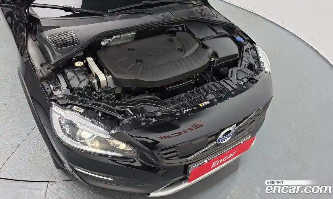 Volvo V60 2016 2.4 гидро в Москве № 228648, фото 6