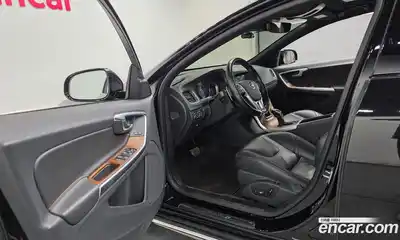 Volvo V60 2016 2.4 гидро в Москве № 228648, миниатюра 10