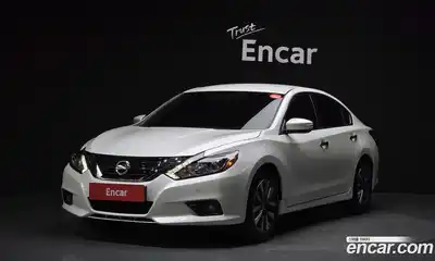 Nissan Altima, 2017