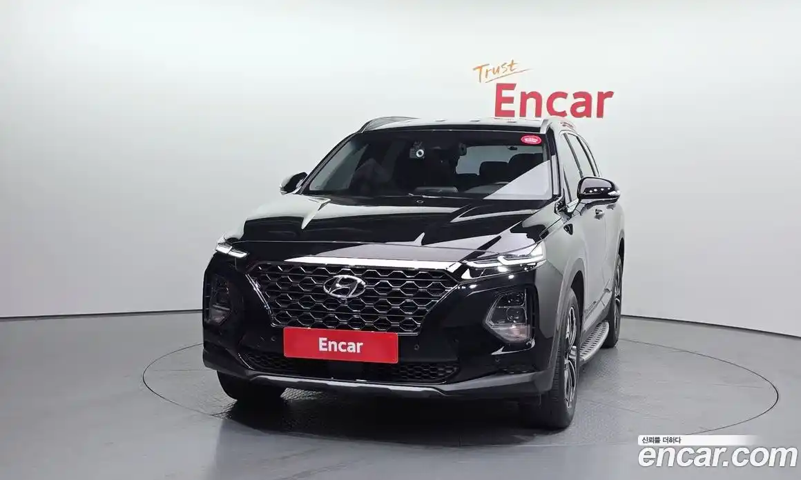 Hyundai Santa Fe 2019 2.0 гидро в Москве № 246698, фото 3