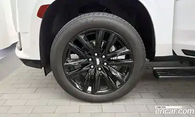 Cadillac Escalade 2023 6.2 гидро в Москве № 256448, миниатюра 5