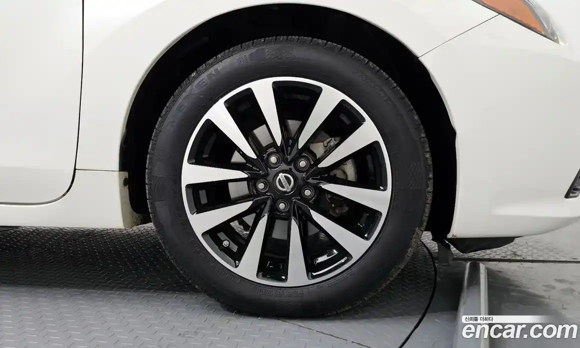Nissan Altima 2018 2.5 гидро в Москве № 310353, фото 5