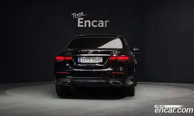 Mercedes-Benz E-Class 2023 2.0 гидро, миниатюра 4