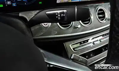 Mercedes-Benz E-Class 2023 2.0 гидро, миниатюра 9
