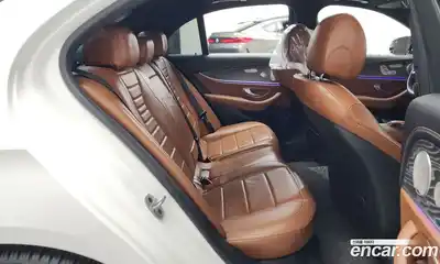 Mercedes-Benz E-Class 2021 2.0 гидро, миниатюра 12