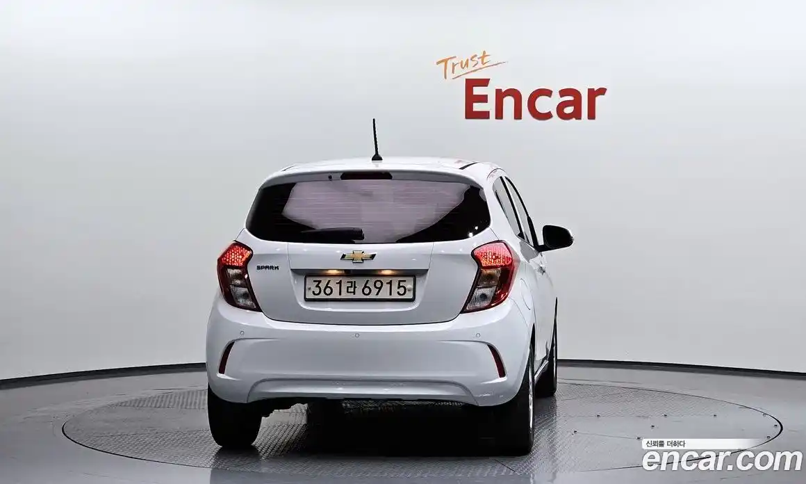 Chevrolet Spark 2019 1.0 гидро в Москве № 37964, фото 4
