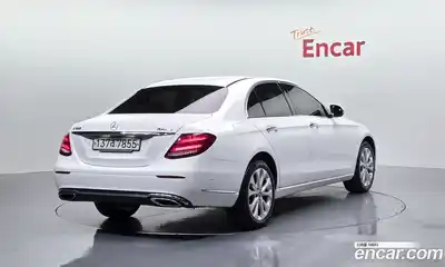 Mercedes-Benz E-Class 2020 2.0 гидро, миниатюра 2