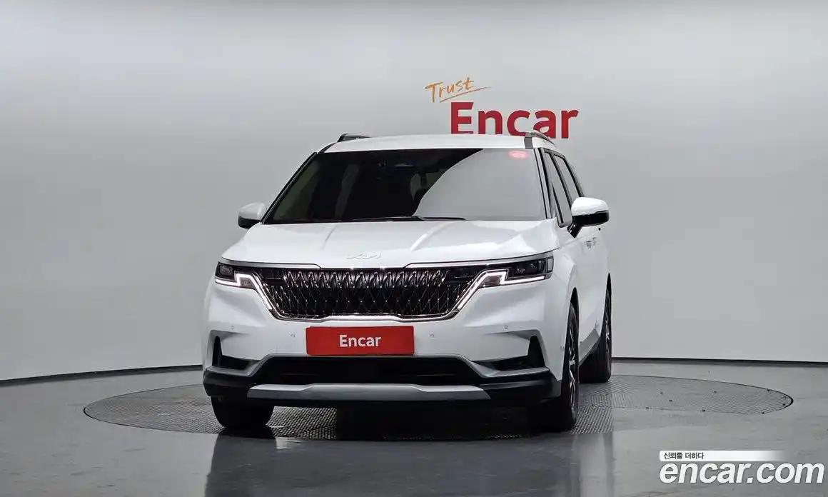 Kia Canival 2021 2.2 гидро в Москве № 8506, фото 3
