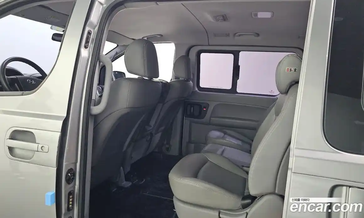 Hyundai Starex 2018 2.5 гидро в Москве № 886926, фото 11