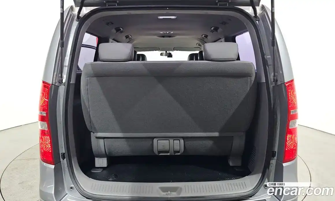 Hyundai Starex 2018 2.5 гидро в Москве № 886926, фото 20