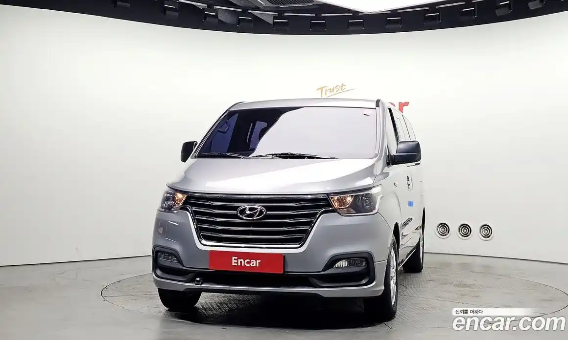 Hyundai Starex 2018 2.5 гидро в Москве № 886926, фото 3