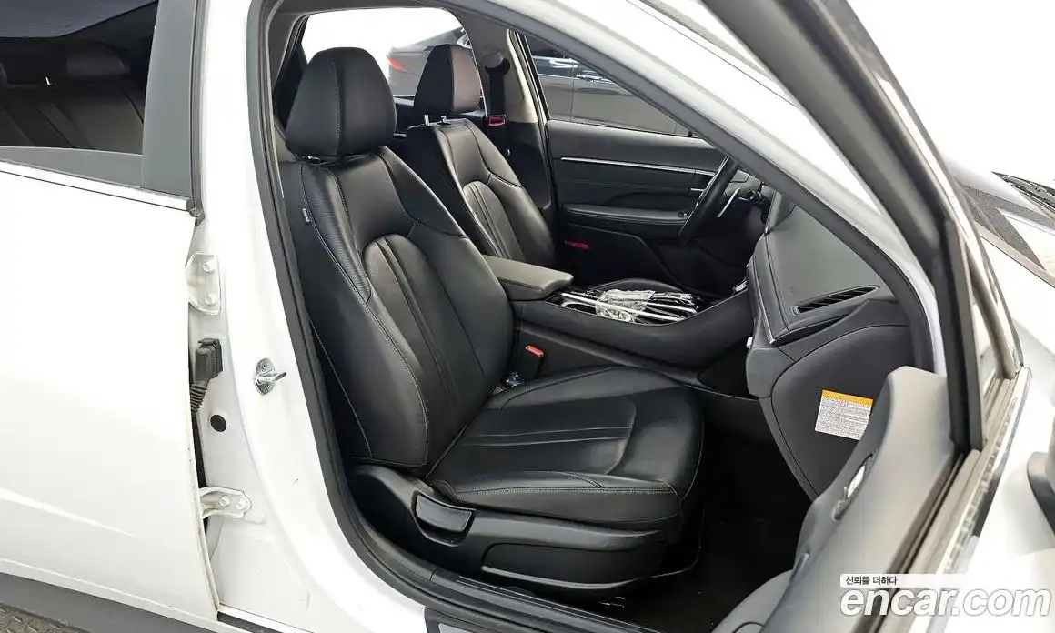 Hyundai Sonata 2022 2.0 гидро в Москве, фото 12