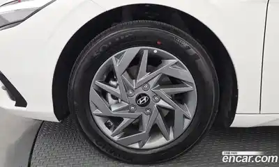 Hyundai Avante 2025 1.6 гидро в Москве № 2049615, миниатюра 5