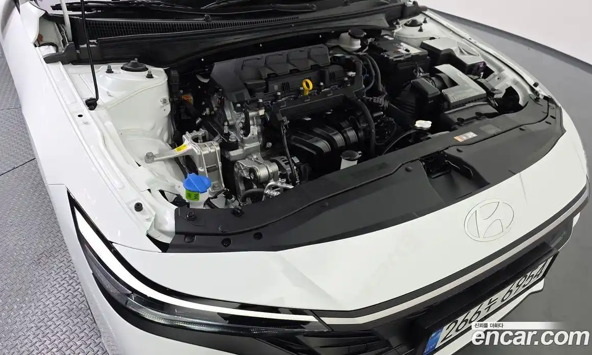 Hyundai Avante 2025 1.6 гидро в Москве № 2049615, фото 6