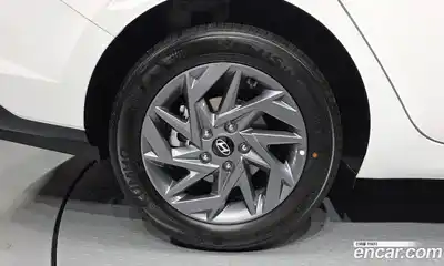Hyundai Avante 2025 1.6 гидро в Москве № 2049622, миниатюра 5