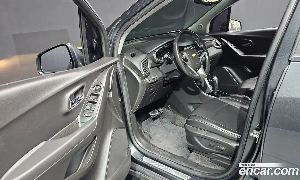 Chevrolet Trax 2018 1.4 гидро в Москве № 105045, фото 10