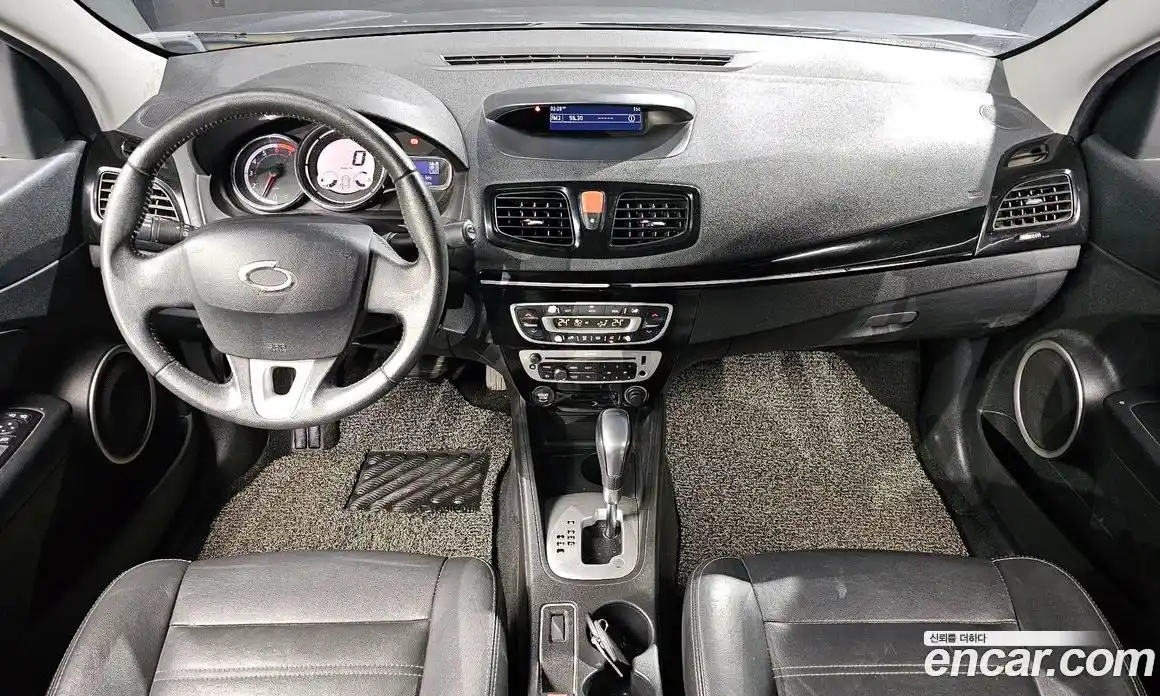 Renault SM3 2015 1.6 гидро в Москве № 106344, фото 7