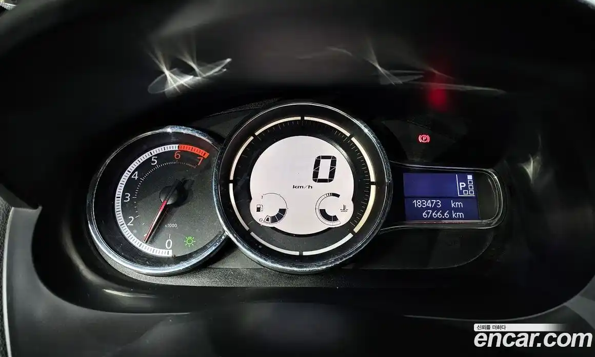 Renault SM3 2015 1.6 гидро в Москве № 106344, фото 8