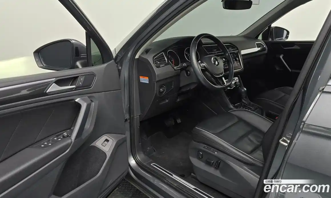 Volkswagen Tiguan 2020 2.0 гидро в Москве № 1623177, фото 13