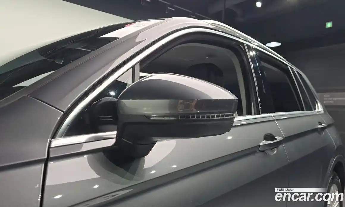Volkswagen Tiguan 2020 2.0 гидро в Москве № 1623177, фото 29