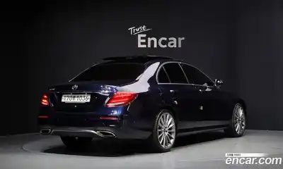 Mercedes-Benz E-Class 2019 2.0 гидро, миниатюра 2