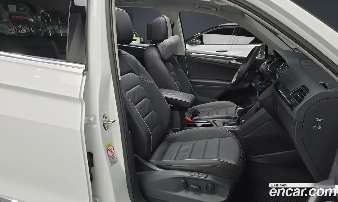 Volkswagen Tiguan 2024 2.0 гидро в Москве № 199059, фото 10