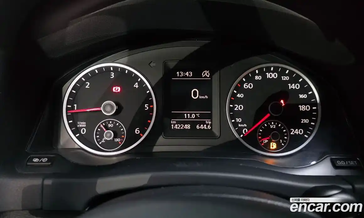 Volkswagen Tiguan 2014 2.0 гидро в Москве № 199173, фото 8