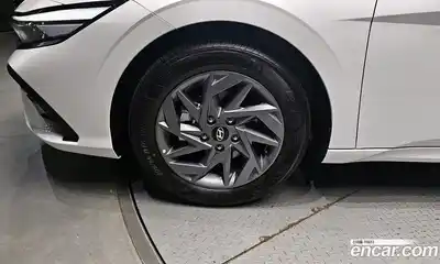 Hyundai Avante 2025 1.6 гидро в Москве № 2049646, миниатюра 5