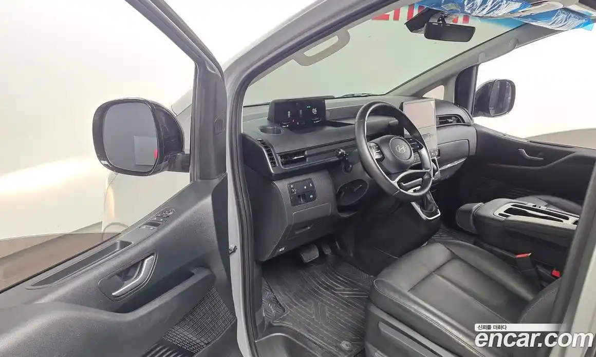 Hyundai Staria 2025 3.5 гидро в Москве № 2049789, фото 13
