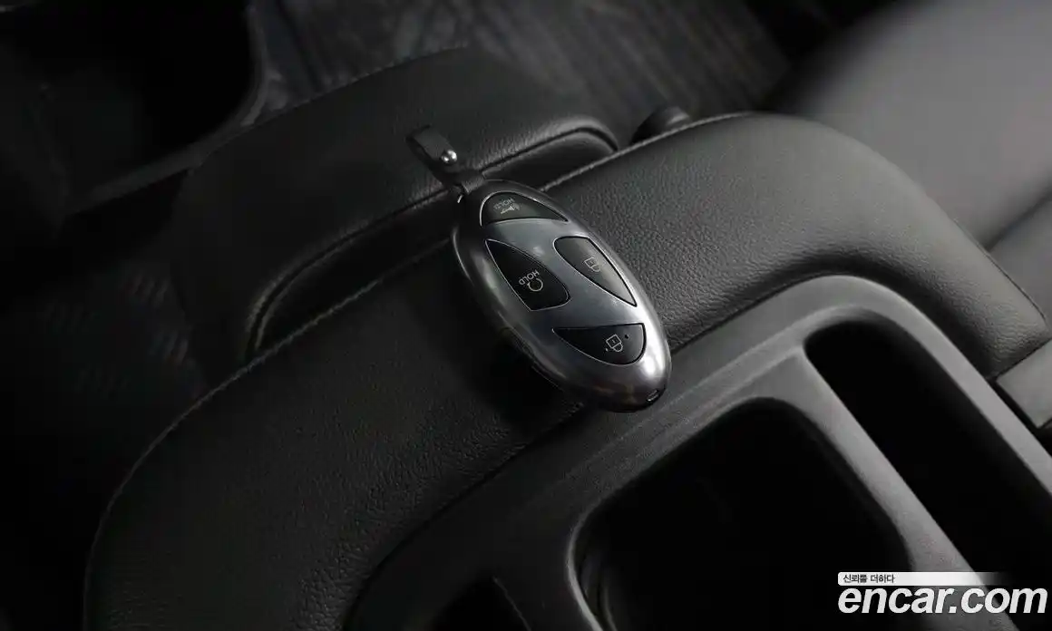 Hyundai Staria 2025 3.5 гидро в Москве № 2049789, фото 30