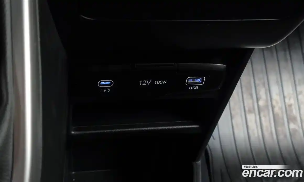 Hyundai Staria 2025 3.5 гидро в Москве № 2049789, фото 31