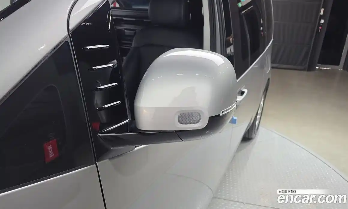 Hyundai Staria 2025 3.5 гидро в Москве № 2049789, фото 36