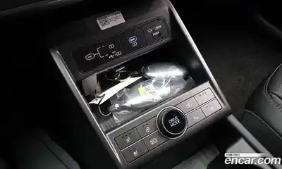 Hyundai Kona 2025 1.6 гидро в Москве № 2049791, миниатюра 12