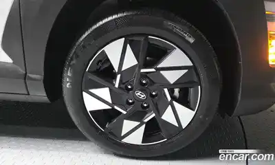 Hyundai Kona 2025 1.6 гидро в Москве № 2049791, миниатюра 7