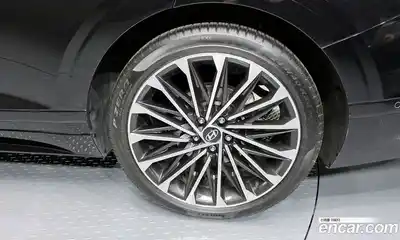 Hyundai Grandeur 2023 2.5 гидро в Москве № 2049861, миниатюра 7