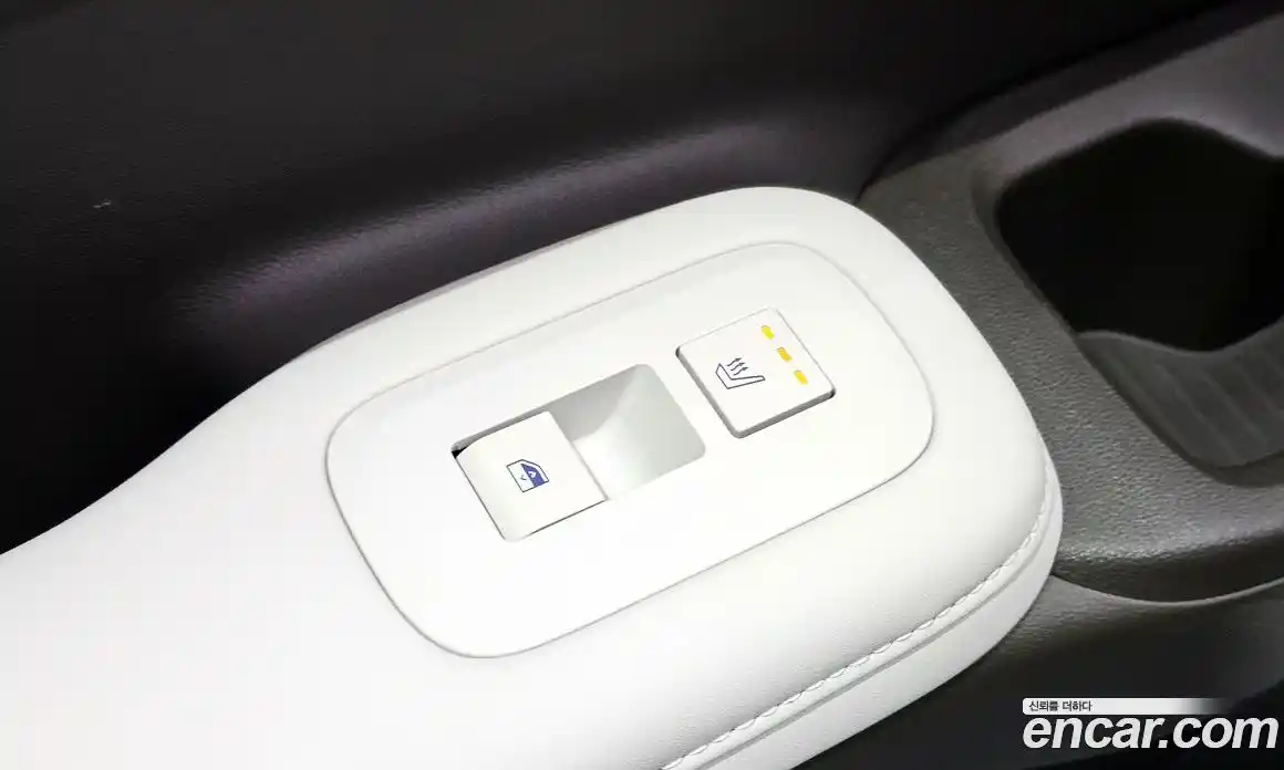 Hyundai Santa Fe 2024 1.6 гидро в Москве № 2049916, фото 20